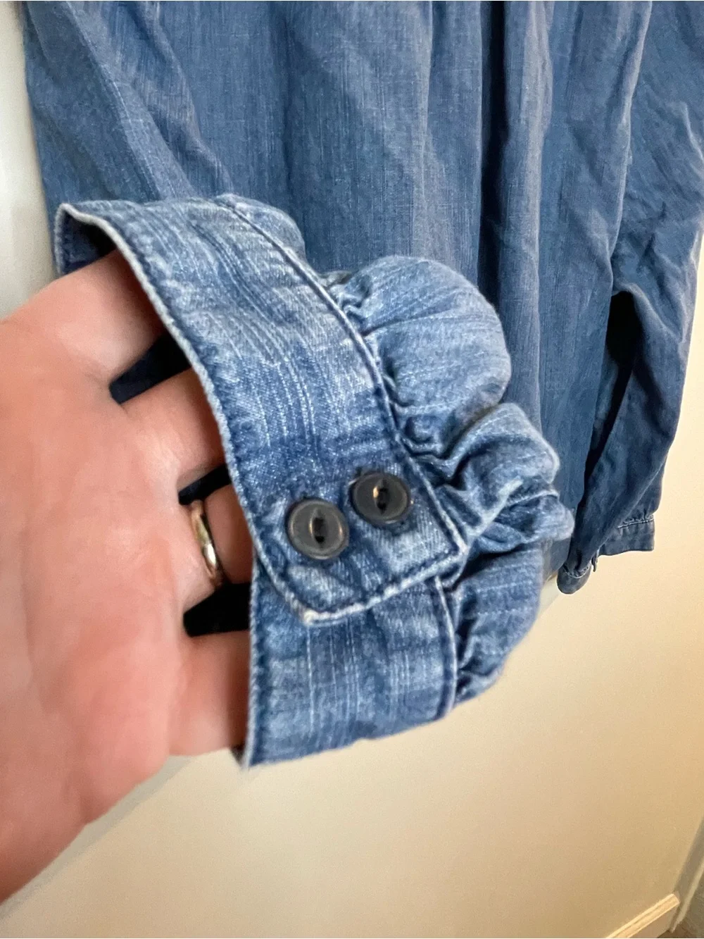 Madewell chambray tie wrap blouse L